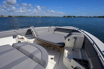 2024 BOSTON WHALER Outrage - photo 10