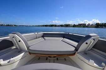 2024 BOSTON WHALER Outrage - photo 11