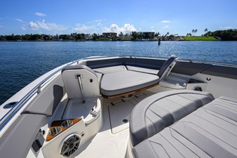 2024 BOSTON WHALER Outrage - photo 12