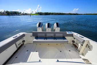 2024 BOSTON WHALER Outrage - photo 25