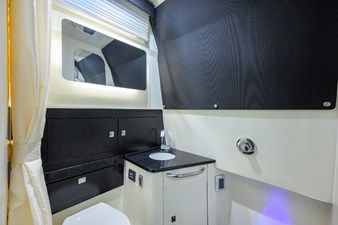 2024 BOSTON WHALER Outrage - photo 20