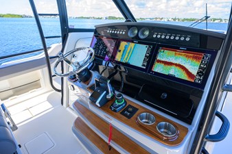 2024 BOSTON WHALER Outrage - photo 51