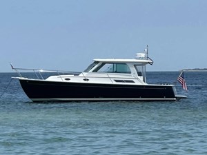 2010 BACK COVE 33 - photo 1