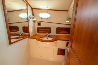 2007 HINCKLEY 36 EP - photo 26