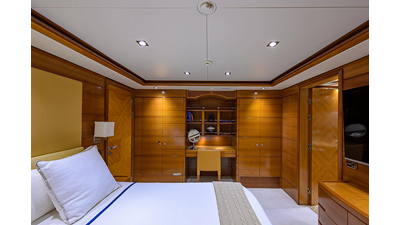 2005 BENETTI YACHTS Vision 145 - photo 50
