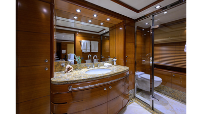 2005 BENETTI YACHTS Vision 145 - photo 52