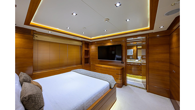2005 BENETTI YACHTS Vision 145 - photo 54