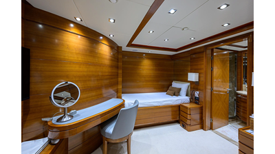 2005 BENETTI YACHTS Vision 145 - photo 59