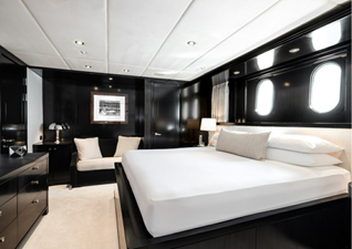2011 TRINITY YACHTS CUSTOM - photo 30