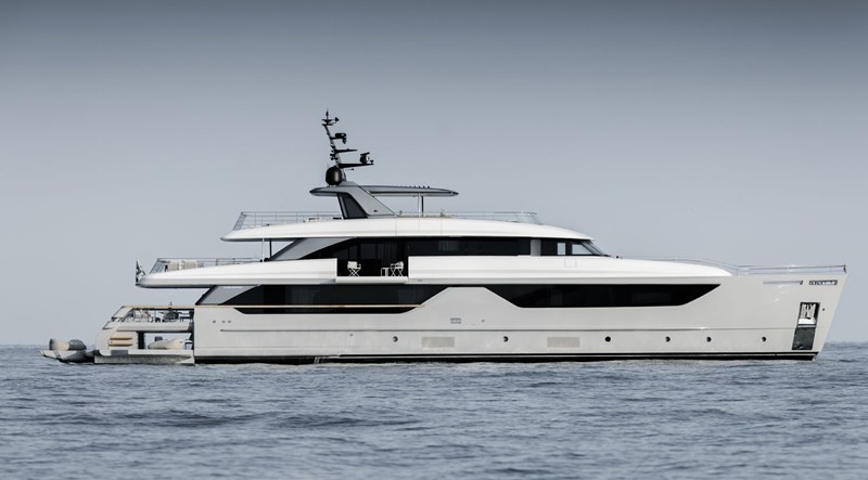 2025 SANLORENZO YACHTS SD132