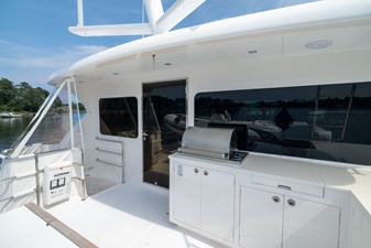 2019 HORIZON MOTOR YACHTS PC65 - photo 11