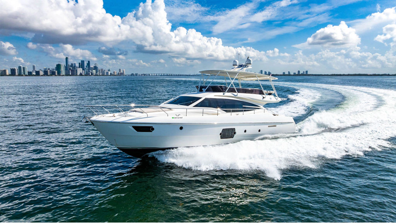 2012 FERRETTI YACHTS 62 FLY