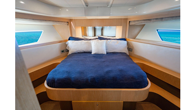 2012 FERRETTI YACHTS 62 FLY - photo 46