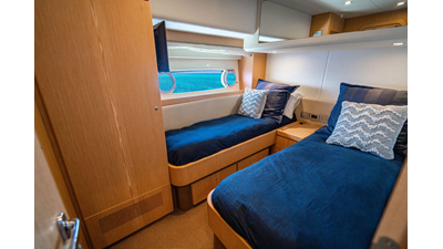 2012 FERRETTI YACHTS 62 FLY - photo 48