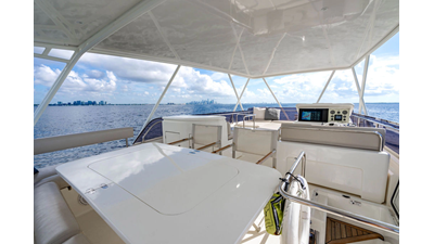 2012 FERRETTI YACHTS 62 FLY - photo 29