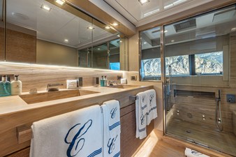 2013 CUSTOM LINE  - photo 34