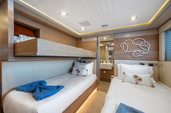 2013 CUSTOM LINE  - photo 56