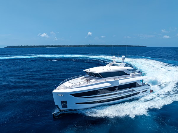 2027 HORIZON YACHTS Horizon FD80-619 / AVAIABLE FLIBS 2026 - photo 0