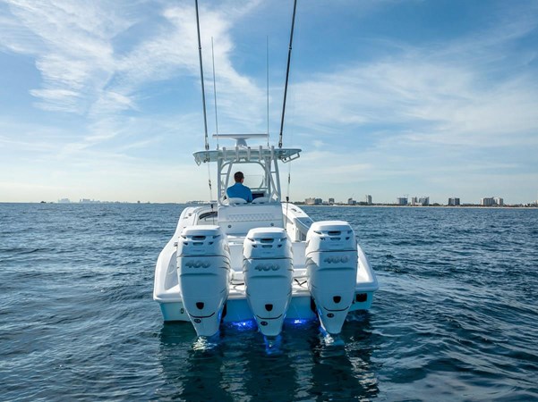2022 YELLOWFIN 36 Center Console