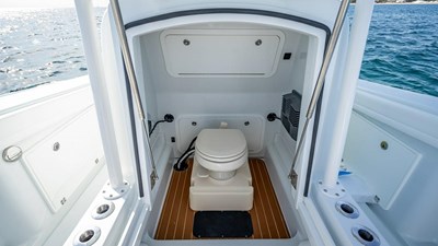 2023 YELLOWFIN 36 Center Console - photo 18