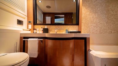 2007 PERSHING PERSHING 115 - photo 11