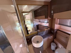 2015 FERRETTI 750 - photo 19