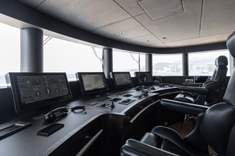2025 HEESEN YACHTS  - photo 39
