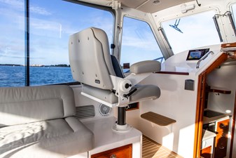 2018 MJM YACHTS 43z - photo 12