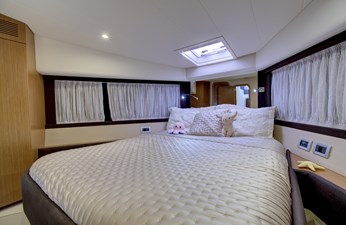 2010 FERRETTI YACHTS Ferretti 510 - photo 11