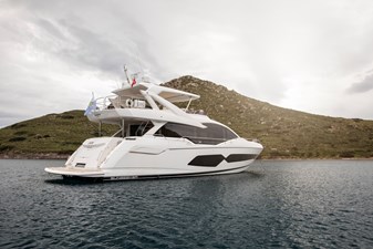 2021 SUNSEEKER 76 YACHT - photo 2