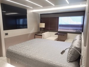 2021 SUNSEEKER 76 YACHT - photo 13