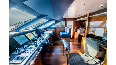 2001 HEESEN YACHTS 40M - photo 11