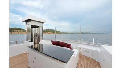 2001 HEESEN YACHTS 40M - photo 15