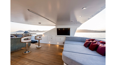 2001 HEESEN YACHTS 40M - photo 12