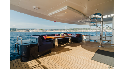 2001 HEESEN YACHTS 40M - photo 8
