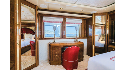 2001 HEESEN YACHTS 40M - photo 18
