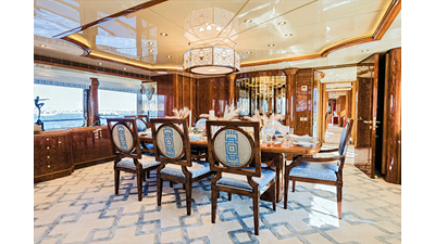 2001 HEESEN YACHTS 40M - photo 14