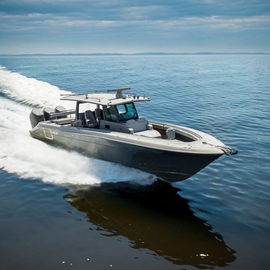 42-foot HCB center console Fifty Shades Of Graydon for sale, lying Tampa, Florida
