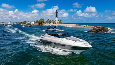 2022 RIVIERA 6000 Sport Yacht Platinum Edition - photo 9