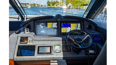 2022 RIVIERA 6000 Sport Yacht Platinum Edition - photo 29