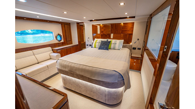 2022 RIVIERA 6000 Sport Yacht Platinum Edition - photo 38