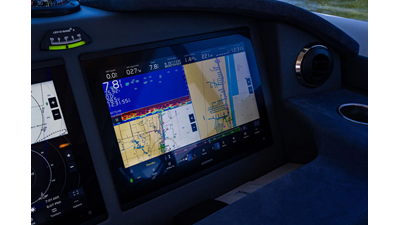 2022 RIVIERA 6000 Sport Yacht Platinum Edition - photo 30