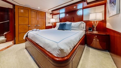 2012 ARES CUSTOM YACHTS Tri Deck  - photo 24