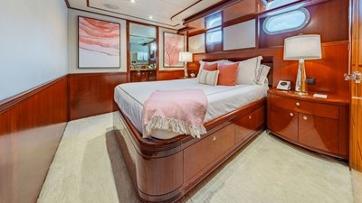2012 ARES CUSTOM YACHTS Tri Deck  - photo 27