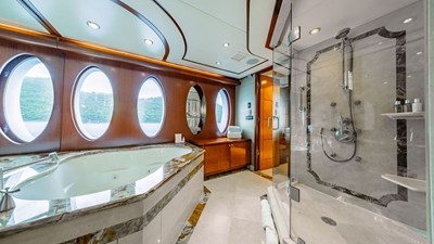 2012 ARES CUSTOM YACHTS Tri Deck  - photo 21