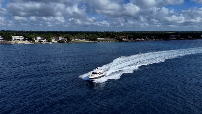 2009 SUNSEEKER Predator 52