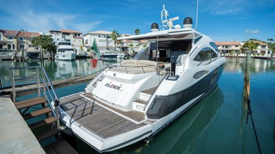 2009 SUNSEEKER Predator 52 - photo 2