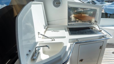 2009 SUNSEEKER Predator 52 - photo 4