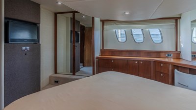 2009 SUNSEEKER Predator 52 - photo 13