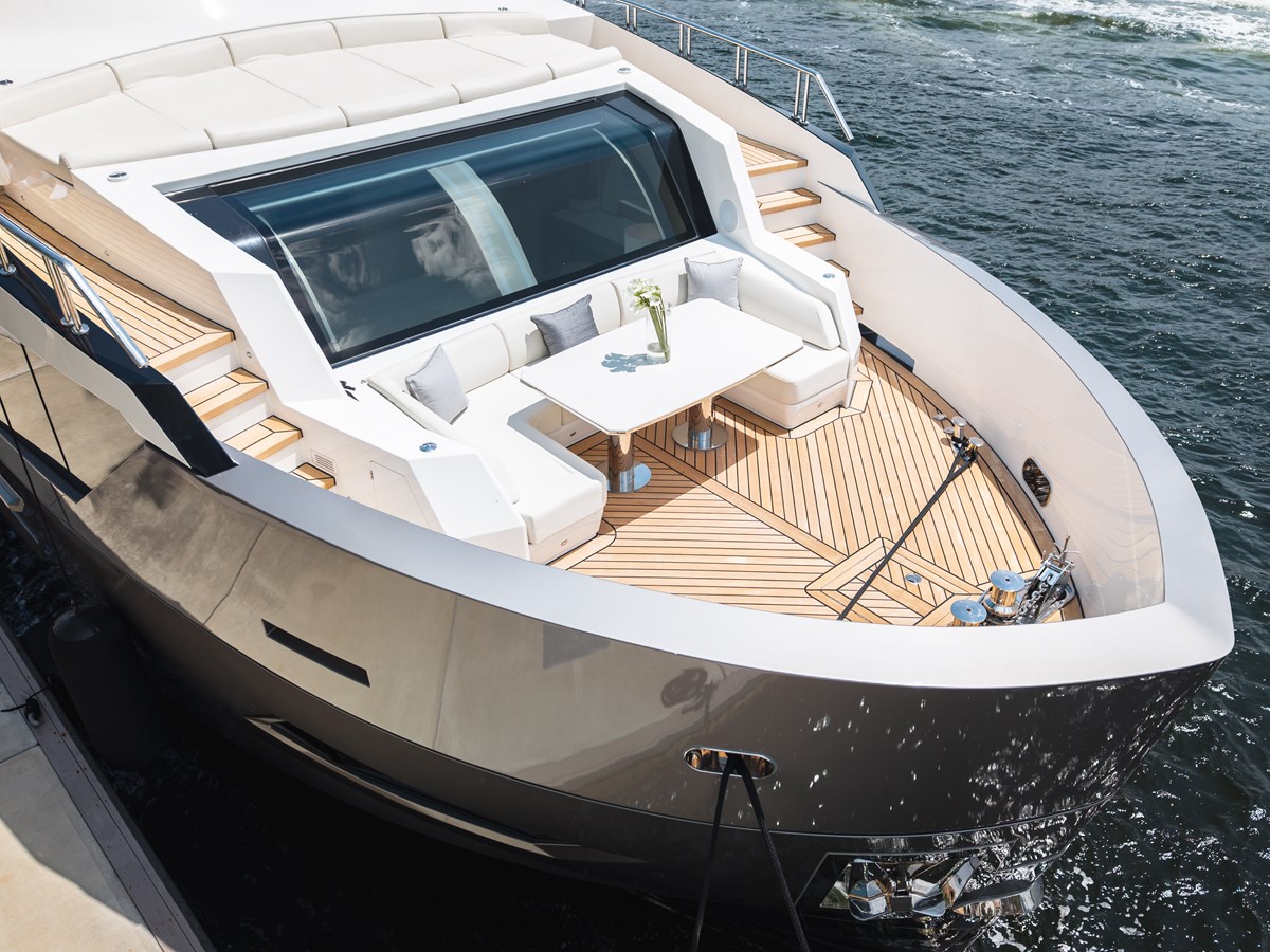 88' Ocean Alexander